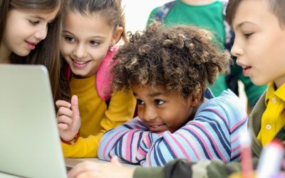 Quand les robots remplacent les profs : Révolution ou désastre éducatif ?